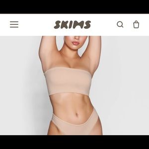 Unworn SKIMS Fits Everybody Bandeau Bra